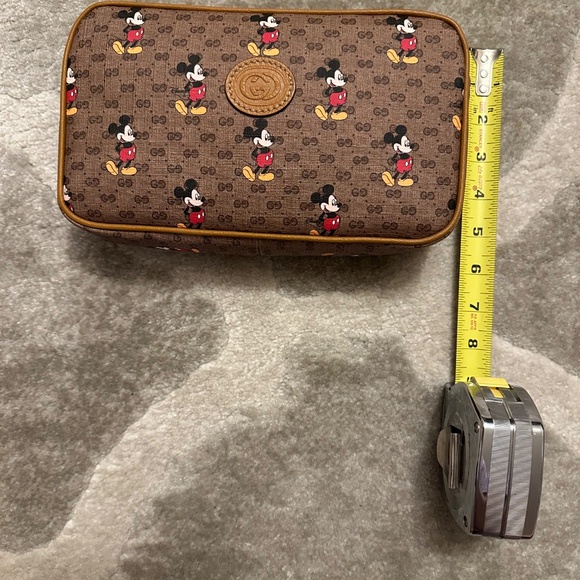 Gucci x Disney Belt Bag - Picture 9 of 10